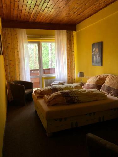 Hostal Penzion Nov� Ml�n