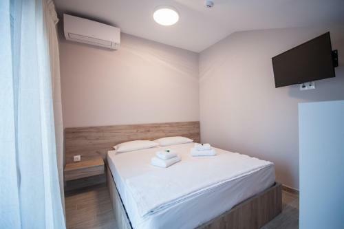 Niki's Apartments