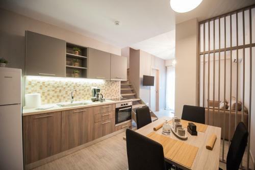 Niki's Apartments