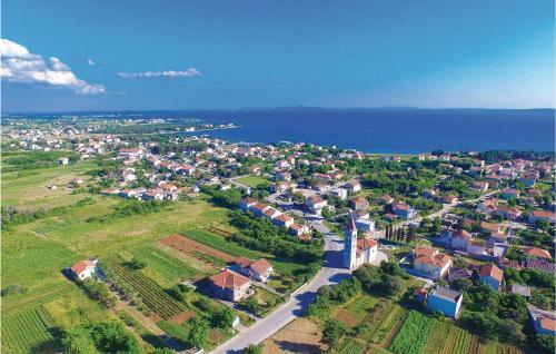 Stunning Apartment In Nin With Wifi And 1 Bedrooms