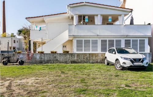 Stunning Apartment In Nin With Wifi And 1 Bedrooms