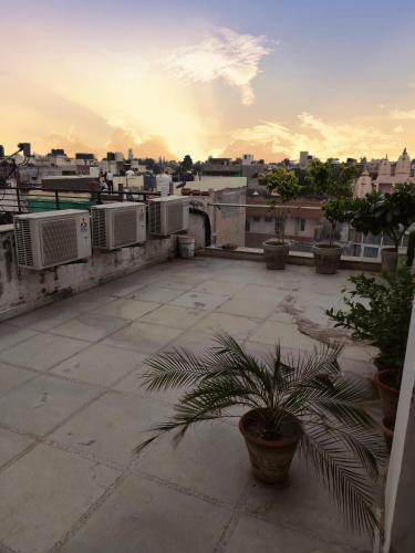 Rooftop Apartment Centrally Located