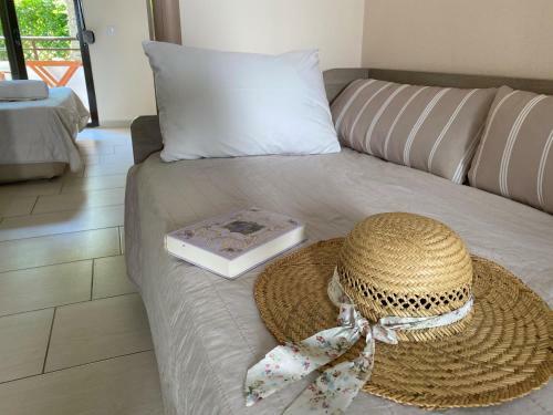 Villa Tasoula Apartments By The Sea
