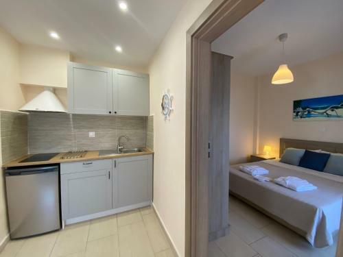 Villa Tasoula Apartments By The Sea