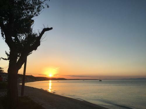 Villa Tasoula Apartments By The Sea