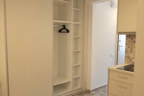 Stylish Psili Ammos Beach Apartment