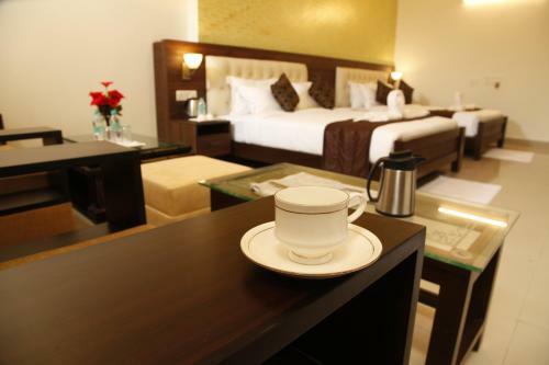 Hotel Platinum Arrow Hub