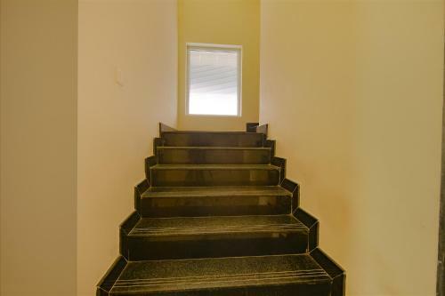Posada Fabhotel Senthur Inn