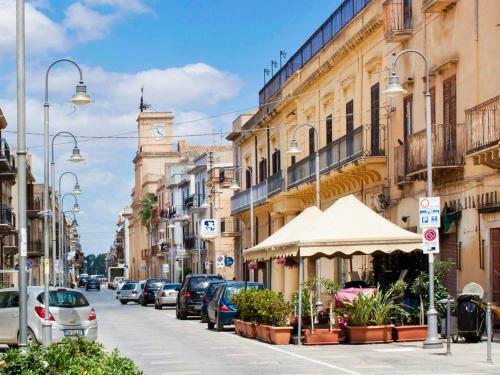 Hostal Casa Tresca - Holiday Accommodations
