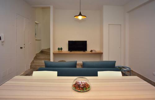 Hostal Casa Tresca - Holiday Accommodations