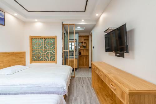 Cihang Chan Apartment