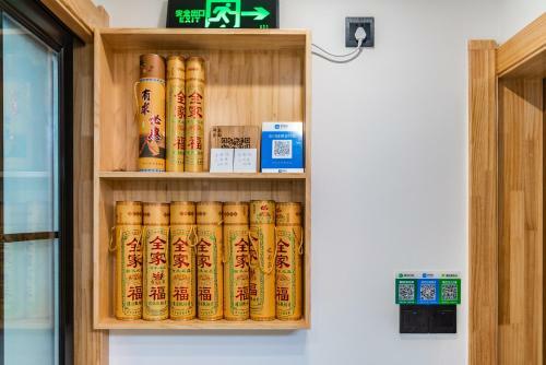 Cihang Chan Apartment