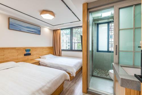 Cihang Chan Apartment