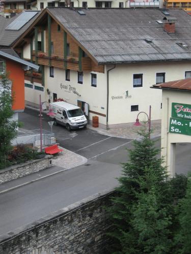 Hostal Haus Frey