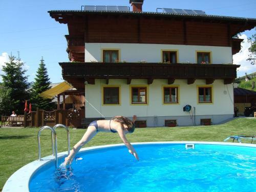 Hostal Pension Appartements �tzmooshof