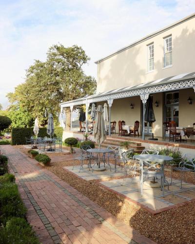 Pontac Manor Hotel & Restaurant