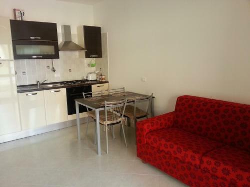 Pizzo Beach Club Apartments