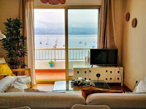 Apartamento R�as Baixas - 1a L�nea Playa Rax�