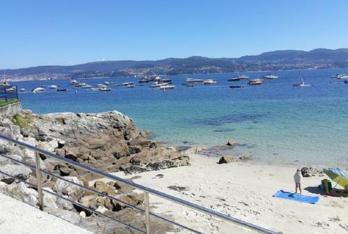 Apartamento R�as Baixas - 1a L�nea Playa Rax�