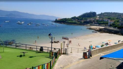 Apartamento R�as Baixas - 1a L�nea Playa Rax�