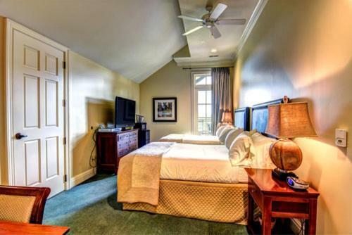 Hotel The Village At Riverlanding