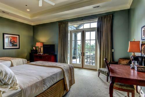 Hotel The Village At Riverlanding