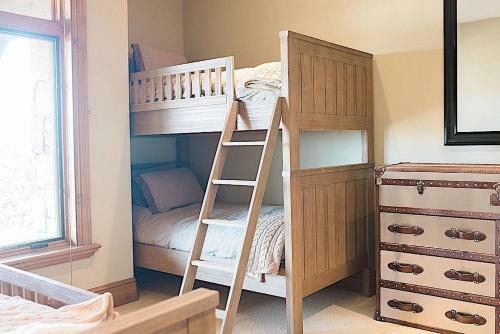 Apartamentos Vintage Mountain Townhome 19 By Casago