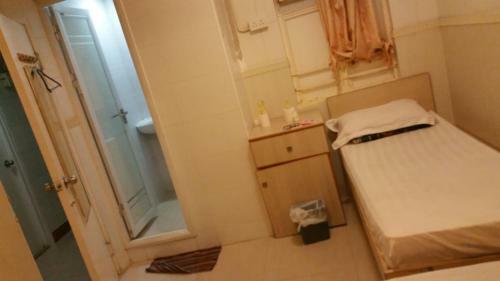 Hostal Aries Guest House