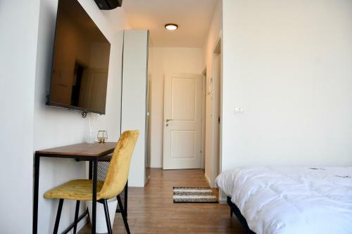 Hostal ??? ????? ??? ?????????? !