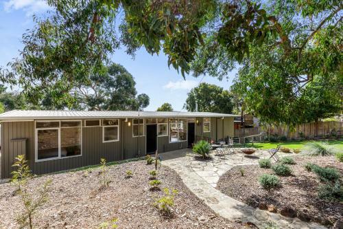 Gorgeous Coastal Home Close To The Beach - Anglesea