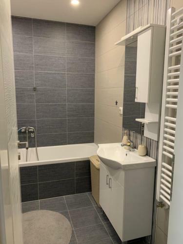 ?m? Apartman