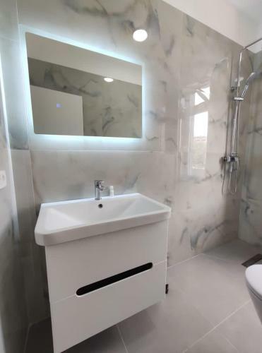 Apartamento City Nest-serviced Studio Room