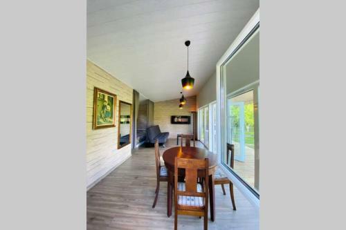 Cabin By The River Dubysa!