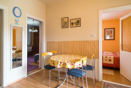 Orgona Apartman- �s Nyaral�h�z