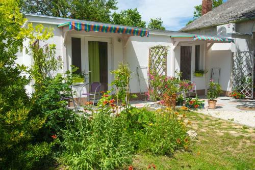 Orgona Apartman- �s Nyaral�h�z