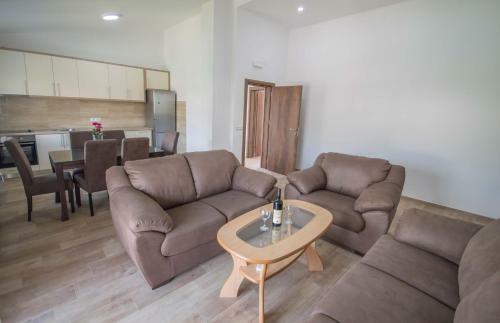 Apartamento 6 + 1 Person , 2 Rooms