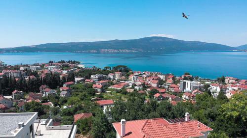 Adria Bay Apartment Tivat