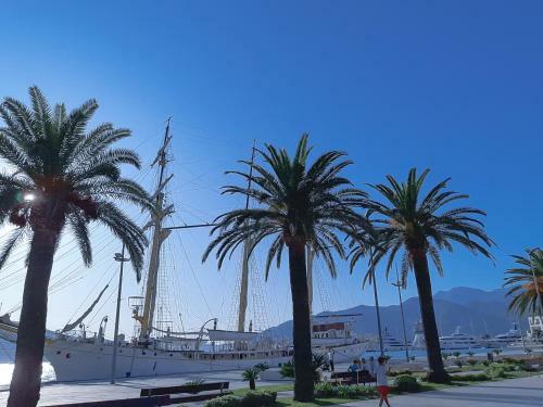 Adria Bay Apartment Tivat