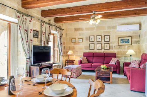 Villa The Grand Authentic House With Private Pool