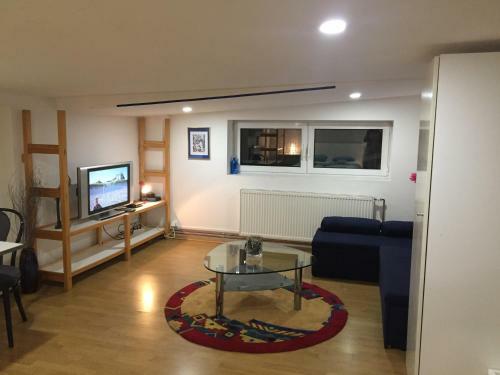 Hostal Isabella Rooms