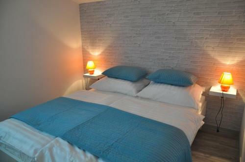 Hostal Isabella Rooms