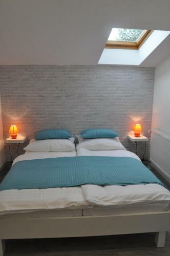 Hostal Isabella Rooms
