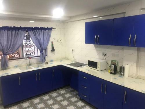 Beautiful 3bed Modern Victoria Island Apartment With Pool Quiet