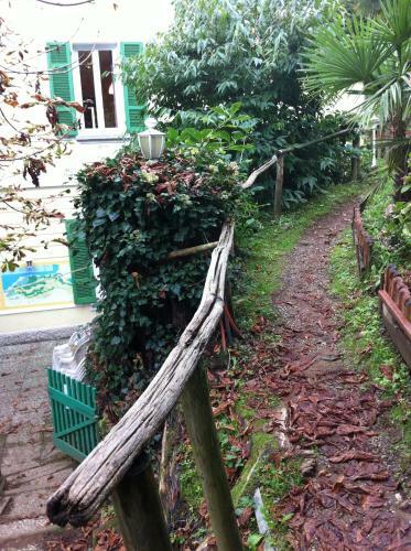 Hostal Pensione Agra