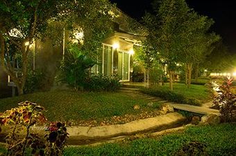Hotel Baan Suan Him Doi
