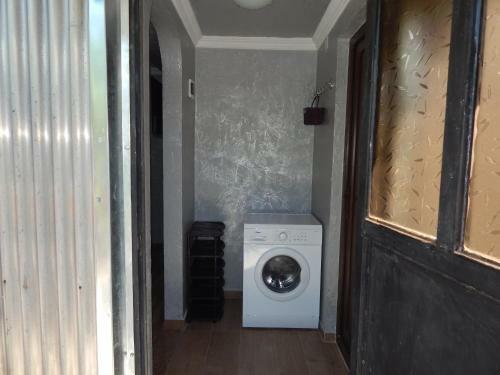 Hostal Guest House On Angisa