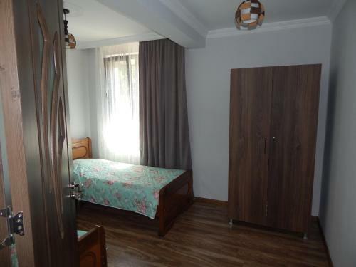 Hostal Guest House On Angisa