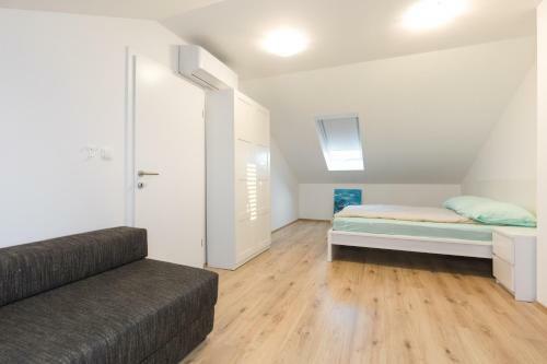 Studio Apartment - Close To Beach, Very Beautiful
