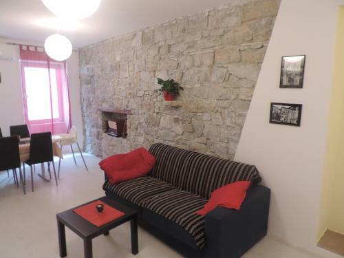 Mirta & Eva Apartments