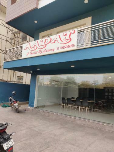 Hostal Aadat Residency
